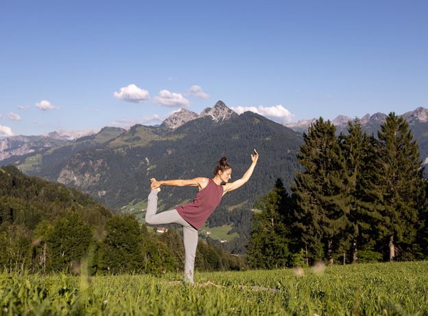 Flow-Yoga für Bewegungsfreudige in Blons